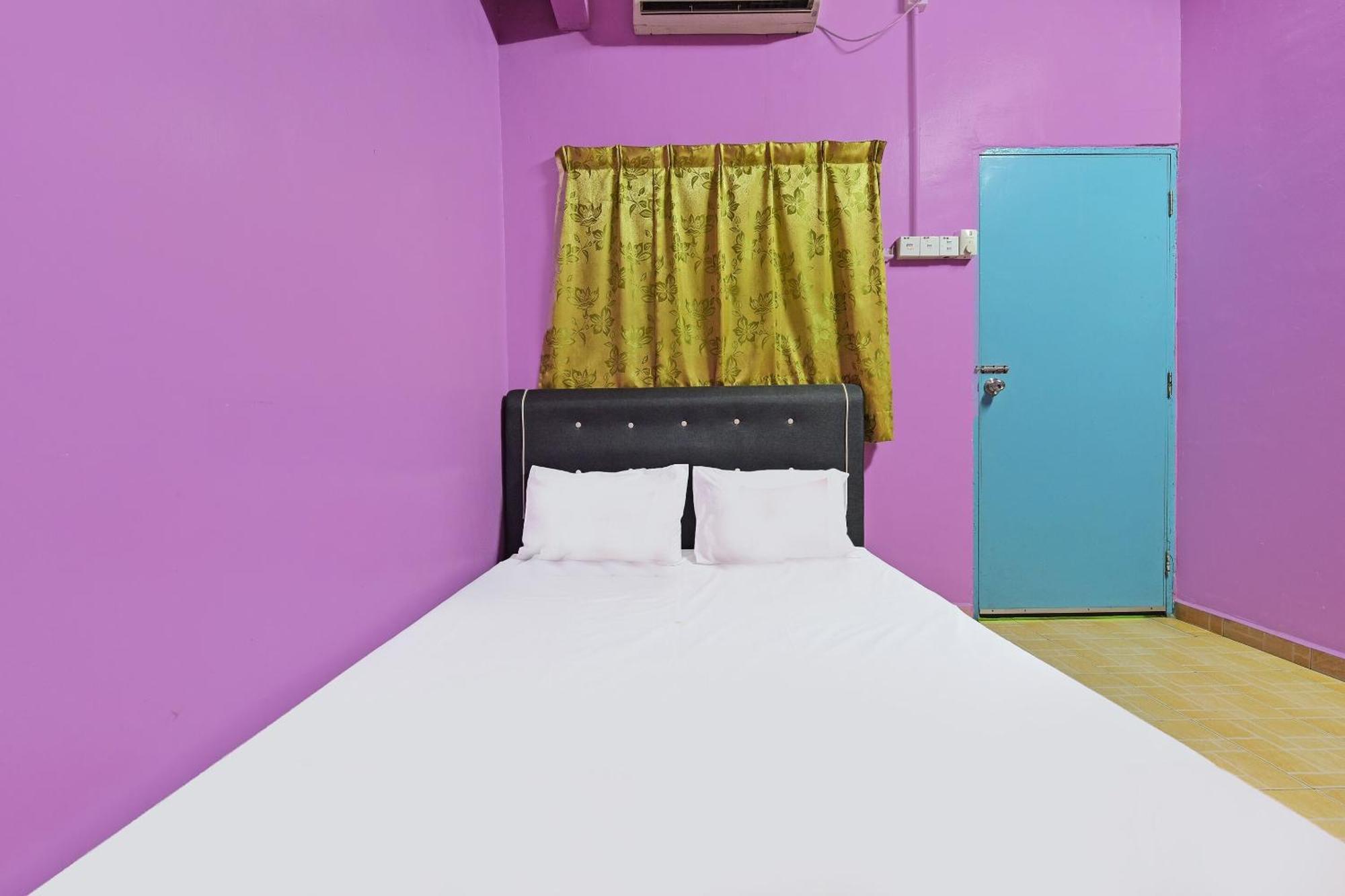 Spot On 90144 Corridor Hotel 1 Pekan Exterior foto